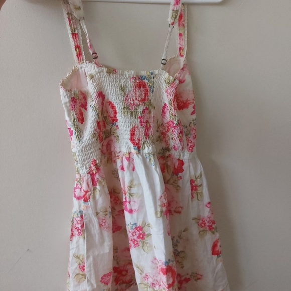 Abercrombie and Fitch Xs dress - Picture 2 of 3